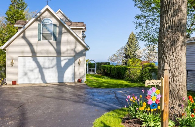 Carriage House | Intimate Retreat with Private Lake Access | Outdoor Grill