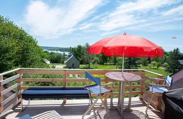 Carriage House wHarbor Views