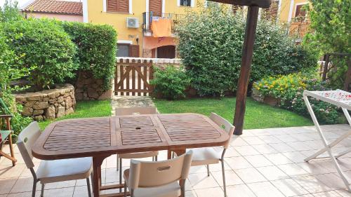 Casa di Lu' - Bilocale con giardino - Porto Pollo