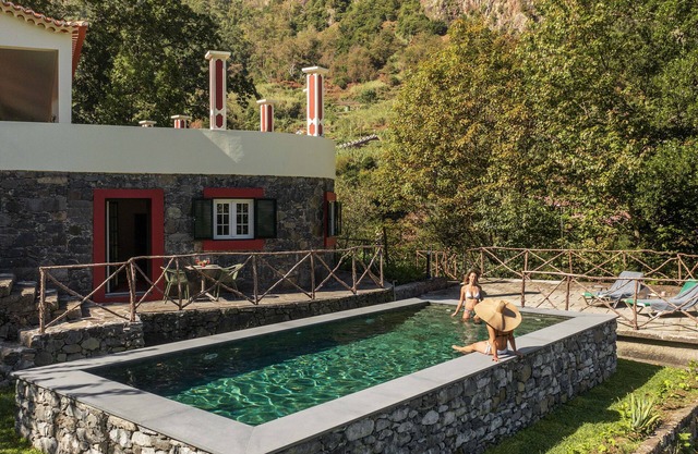 Casa do Lanço - Malvasia, wine and laurissilva