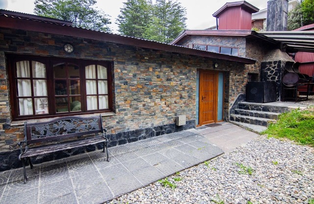 Casa en barrio tranquilo para salir a caminar, a minutos del centro de la ciudad