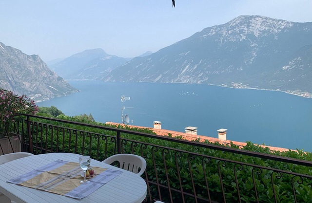Casa Eulberg Marcania Balcone vista lago