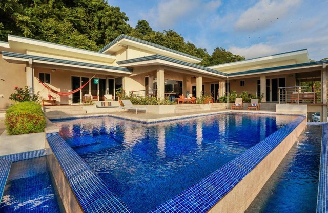 Casa Juliet - Ocean View Villa