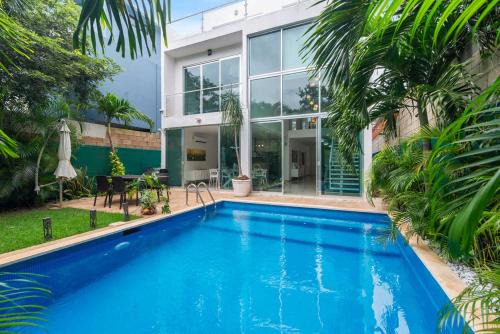 Casa Lula 5-BR Getaway in Riviera Maya