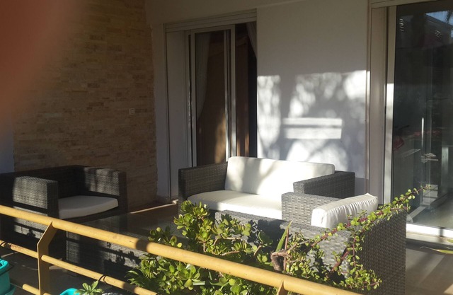 Casa Perles Tamaris Jardín, piscina, mar.