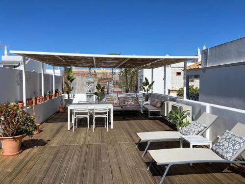 CasaWolhão LIBERDADE maison de pêcheur avec toit-terrasse