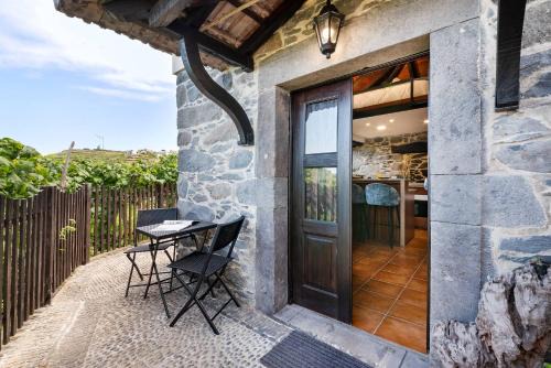 Casinha do Mar by GALMI