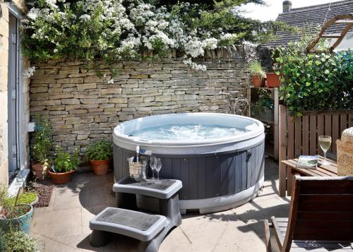 Castle Hideaway in the Cotswolds