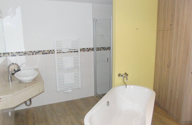'Castillo Klempenow': Apartamento para hasta 3 personas y (con cama supletoria) Mascotas