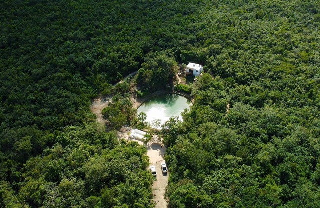 Cenote escondido Villas y Camping