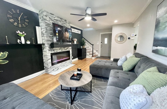Central / Convenient / Comfort