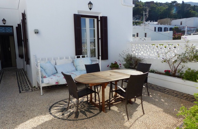 Casa de pueblo reformada con simpatía en el corazón del pueblo de Lindos
