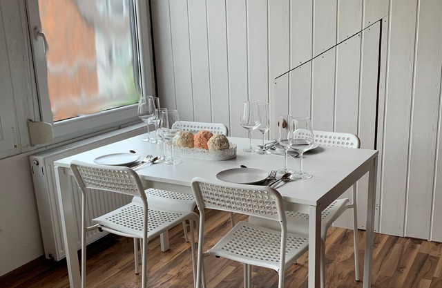 Central y tranquilo en Siegburg (cerca de HBF / Near Central Station: Siegburg / Bonn)