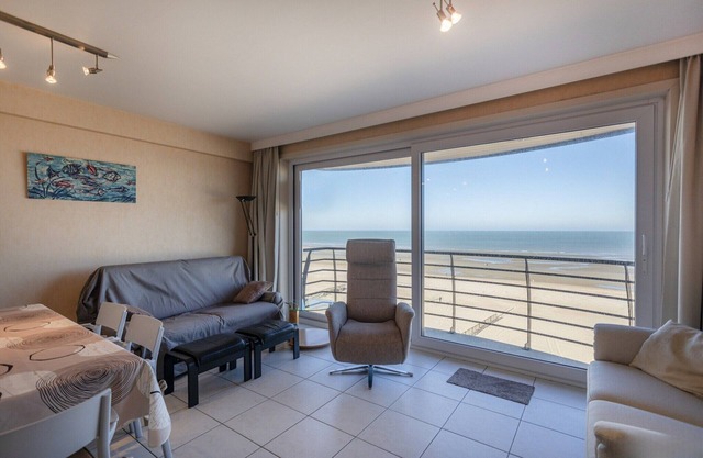 Apartamento céntrico frente al mar en Koksijde