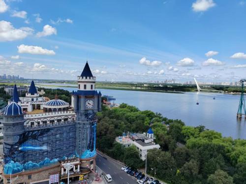 Central Street River View Apartment