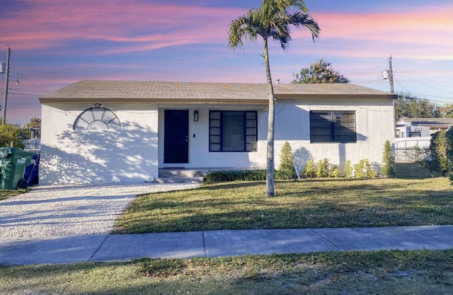 Centrally Located - Family Friendly