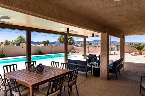 Centrally Located Lake Havasu Home with Huge Patio!