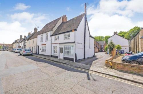 Ceres Cottage Huntingdon