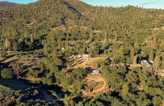CG08 Med Campsite/Shower | Kings Canyon/Sequoia NP