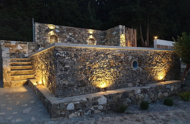 Chaihoutes stone House into Olive farm in Zia