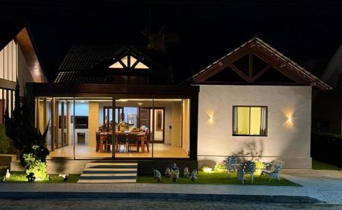 Chalé Exclusivo Condomínio Águas da Serra