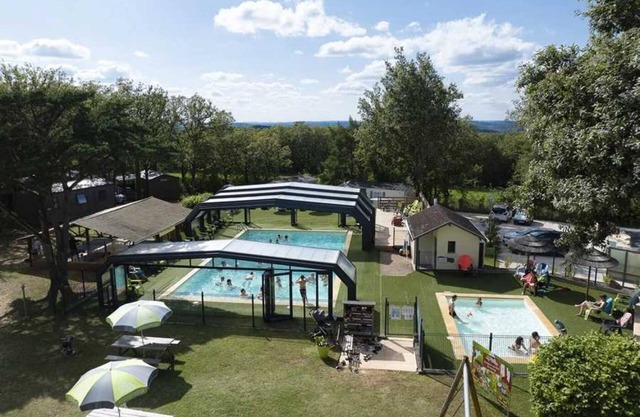 Chalet 3 étoiles - Piscine - eeccaa