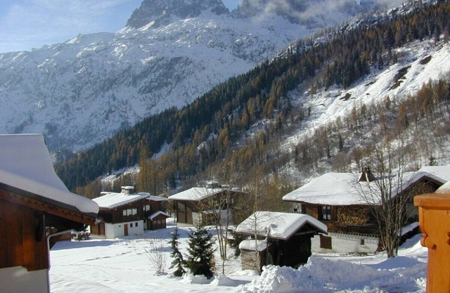 Chalet-apartamento cerca pistas; ideal para esquiadores y senderistas