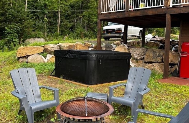 Chalet Attrayant Avec lac à Proximité, a 30min des Pistes de ski