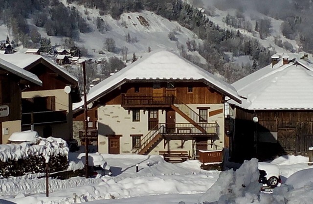 Chalet close to the ski slopes