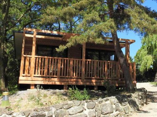 Chalet cosy avec terrasse pour 6 personnes - API-1-52-521