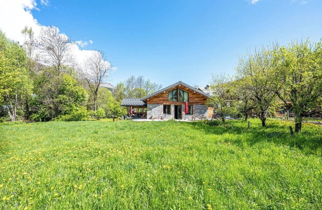 Chalet 'De L'alpette' con vistas a la montaña, terraza privada y Wi-Fi