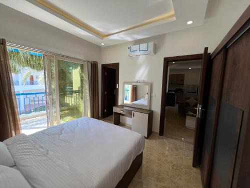 Chalet in mirage resort bay resort & aqua park