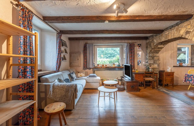 Chalet 'Magnifique Aux Carroz' con vistas a la montaña, terraza privada y Wi-Fi