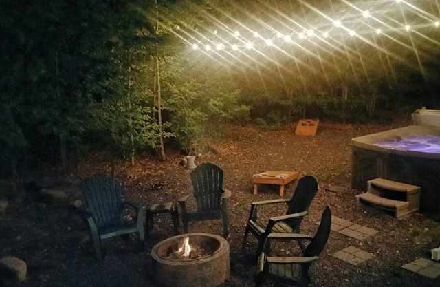 Chalet, outdoor games, fast Wifi and pet friendly!