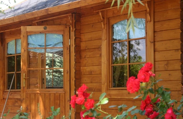 Chalet Tara IMPRESIONANTE chalet Cote D Azur con piscina (a largo plazo LET DISPONIBLE)