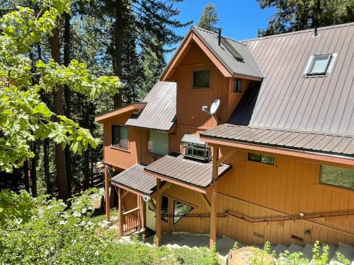 Chalet Yosemite