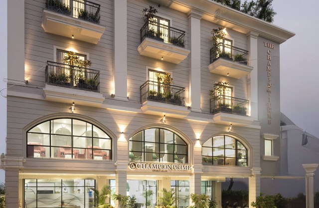 Champion Prime-My Downtown Hotel