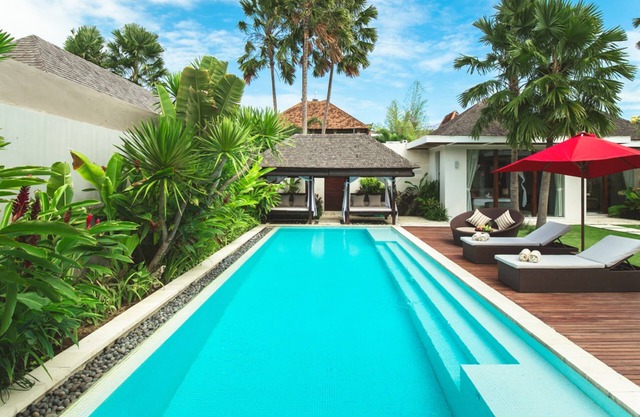 Chandra Bali Villas