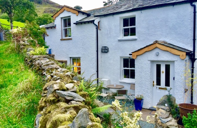 CARACTERÍSTICA LAKELAND COTTAGE. WIFI, SKY TV, LOG FIRES, UBICACIÓN BONITA.