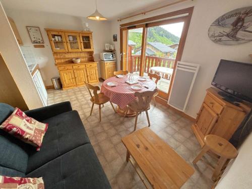 Charmant 2 pièces aux Saisies, balcon sud/est, proche pistes et ESF, classé 2 étoiles - FR-1-594-118