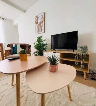 Charmant Appartement Rénové l 2 chambres