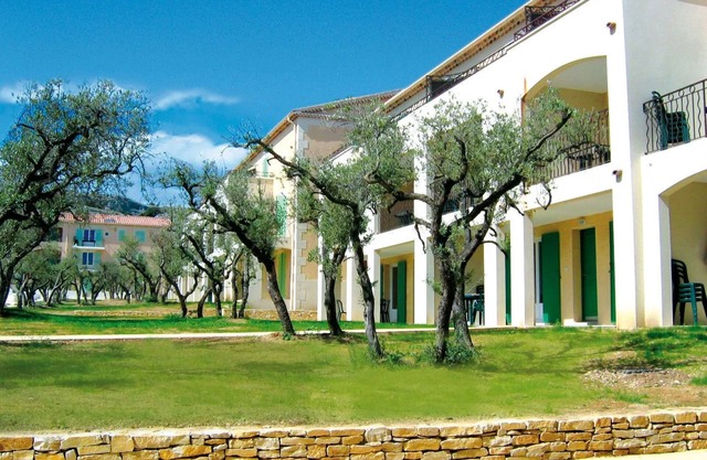 Charmant T2 pour 4 | Accès à la piscine