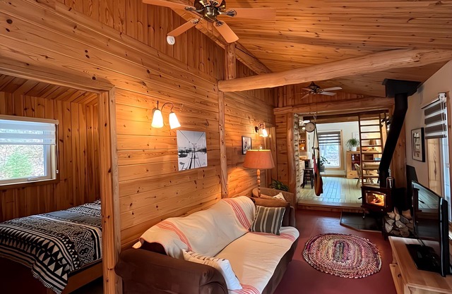 Charming riverside cottage