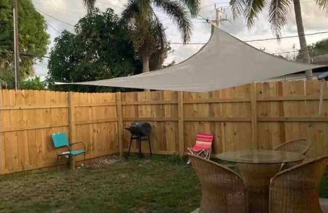 Charming 1 Bed1Bath Beach house