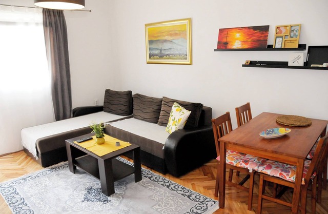 Charming 1-bedroom Apartment w/ Balcony and Sea Vicinity in Budva
