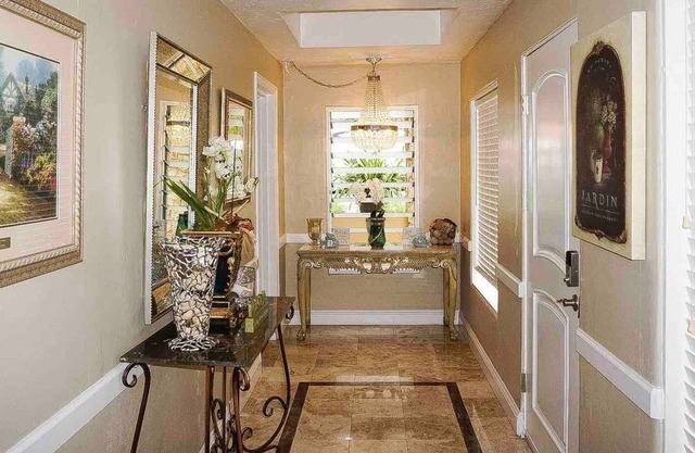 Villa junto al mar, frente a Ocean Ave, Carmel-By-The-Sea