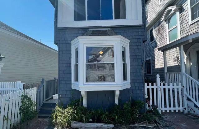 Charming 2-bedroom Oceanside Cottage in Old Orchard Beach