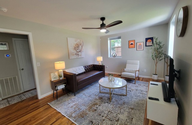 Charming 2-Bedroom, 1-Bath bungalow