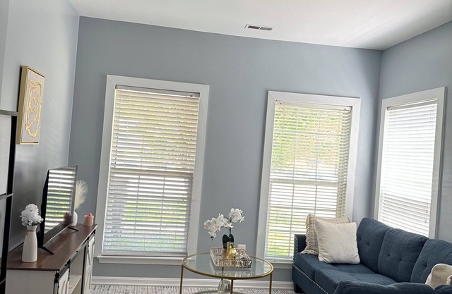 Charming 2 Bedrooms in Quiet Baltimore Townhome – All-Inclusive Perks!