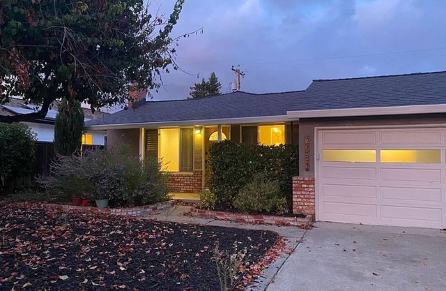 Charming 3-bedroom house with WiFi, AC in welcoming San Jose